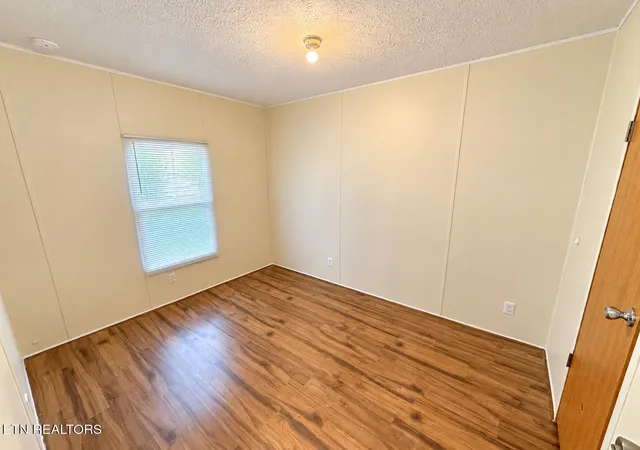 Photo 3 of Single family home for sale at 9326 Davis Dr, Corryton, TN 37721 | MLS# 1355704 | Listing updated on 2026-10-05