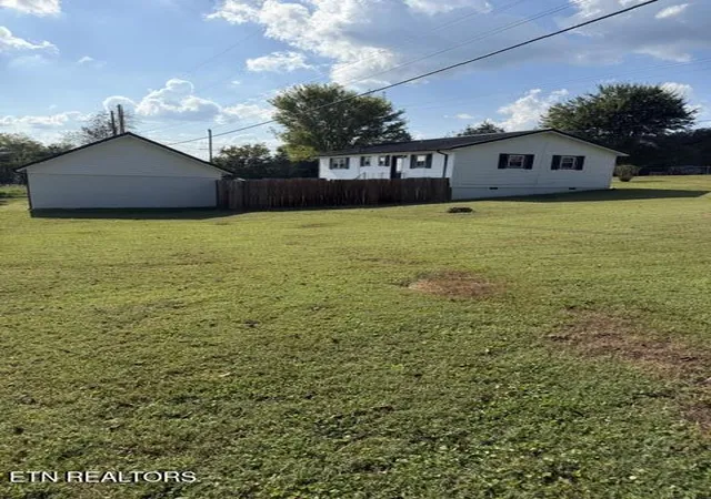 Photo 3 of Single family home for sale at 119 Vista View Dr, Ewing, VA 24248 | MLS# 1355725 | Listing updated on 2026-10-09