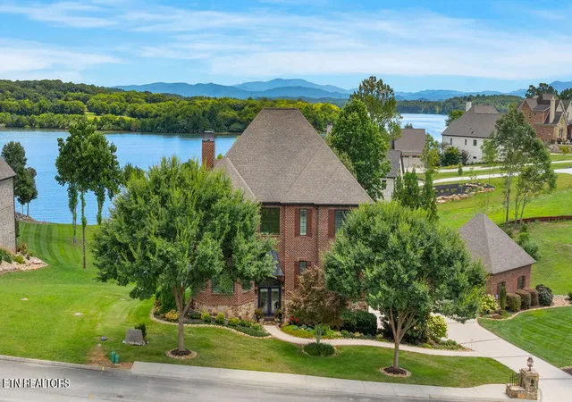 Photo 1 of Single family home for sale at 105 Breakers Dr, Vonore, TN 37885 | MLS# 1356401 | Listing updated on 2026-09-22