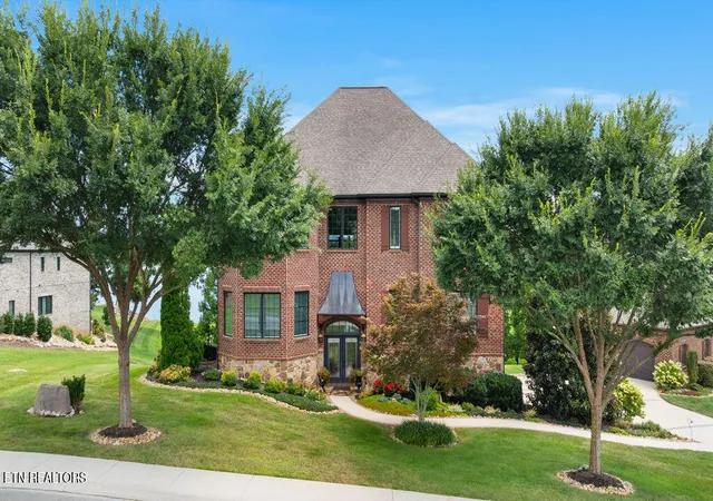 Photo 2 of Single family home for sale at 105 Breakers Dr, Vonore, TN 37885 | MLS# 1356401 | Listing updated on 2026-09-22