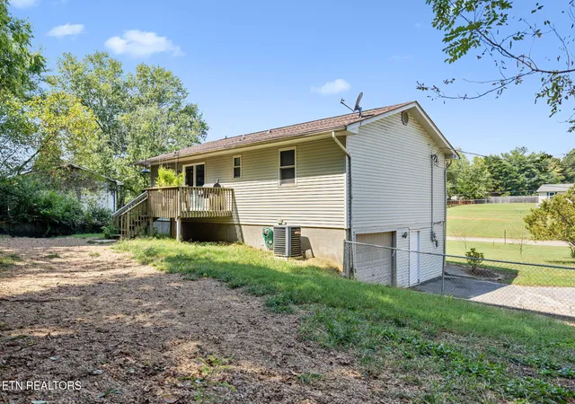 Photo 3 of Sale Pending at 357 Hidden Valley Cir, Seymour, TN 37865 | MLS# 1355772 | Listing updated on 2026-10-07