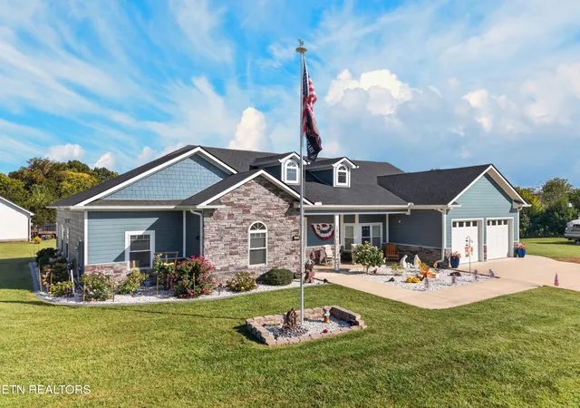 Photo 2 of Single family home for sale at 1015 Horizon Dr, White Pine, TN 37890 | MLS# 1355775 | Listing updated on 2026-09-17