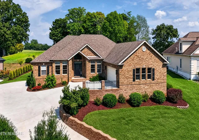 Photo 1 of Sale Pending at 140 Pineberry Dr, Vonore, TN 37885 | MLS# 1356172 | Listing updated on 2026-09-25