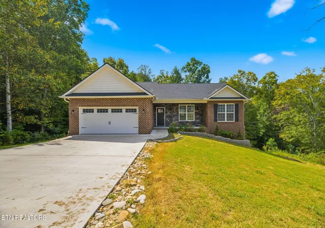 Photo 3 of Single family home for sale at 334 Timber Crk Rd, Maynardville, TN 37807 | MLS# 1356793 | Listing updated on 2026-09-25