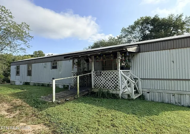 Photo 1 of Sale Pending at 569 Carr Wynn Rd, La Follette, TN 37766 | MLS# 1355837 | Listing updated on 2026-09-18