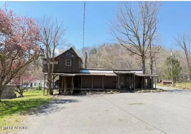 Photo 1 of Sale Pending at 1941 Blf Mountain Rd, Sevierville, TN 37876 | MLS# 1355803 | Listing updated on 2026-10-30