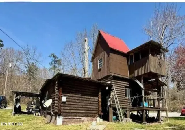 Photo 4 of Sale Pending at 1941 Blf Mountain Rd, Sevierville, TN 37876 | MLS# 1355803 | Listing updated on 2026-10-30