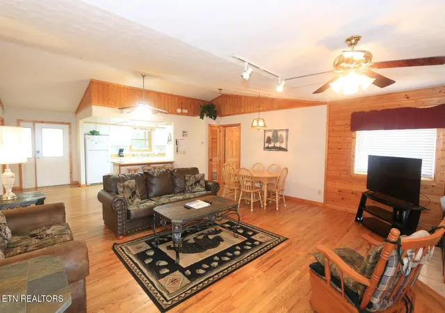 Photo 1 of Single family home for sale at 3609 Shady Grv Ct, Sevierville, TN 37876 | MLS# 1355801 | Listing updated on 2026-10-05