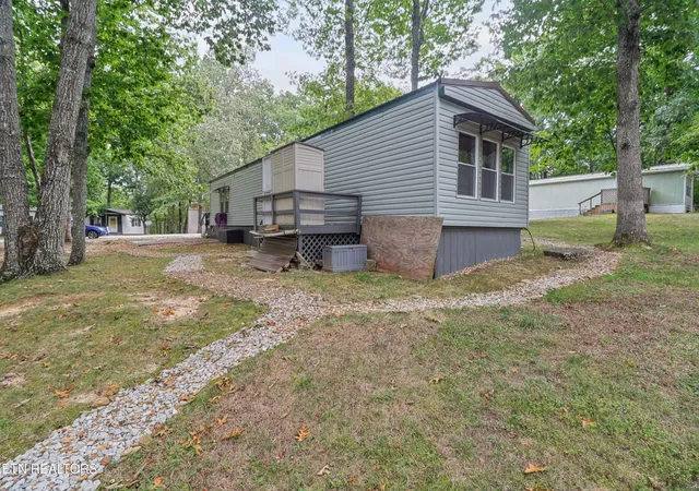 Photo 4 of Single family home for sale at 116 Avon Ln, Crossville, TN 38558 | MLS# 1355863 | Listing updated on 2026-09-21