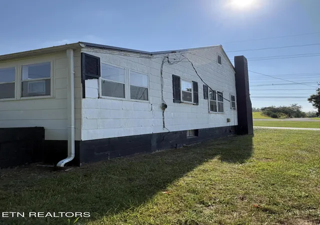 Photo 20 of Sale Pending at 2495 Snapps Fry Rd, Greeneville, TN 37745 | MLS# 1355978 | Listing updated on 2026-10-02