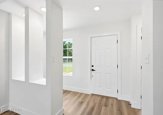Photo 2 of Sale Pending at 5504 Flathead Way, Knoxville, TN 37924 | MLS# 1355972 | Listing updated on 2026-09-20