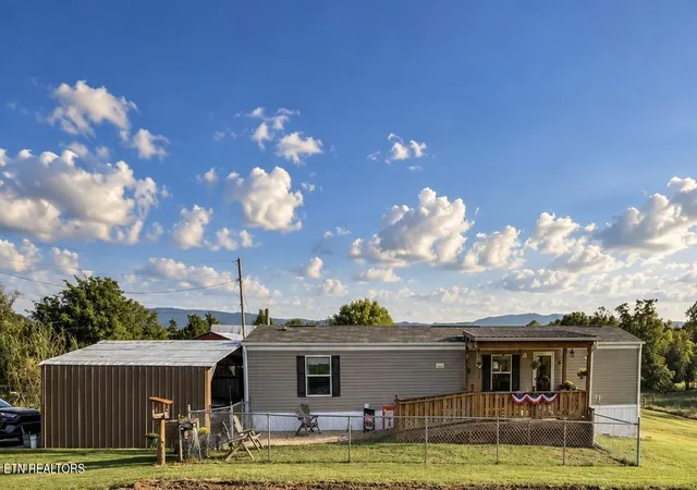 Photo 1 of Single family home for sale at 329 Carr Rd, Seymour, TN 37865 | MLS# 1355901 | Listing updated on 2026-09-22