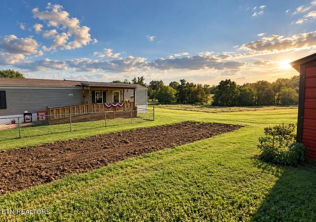 Photo 4 of Single family home for sale at 329 Carr Rd, Seymour, TN 37865 | MLS# 1355901 | Listing updated on 2026-09-22