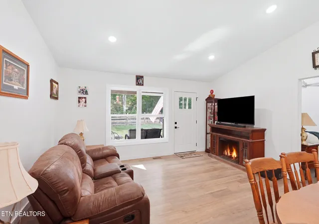 Photo 2 of Sale Pending at 1255 Franklin Loop, Clarkrange, TN 38553 | MLS# 1355900 | Listing updated on 2026-09-28