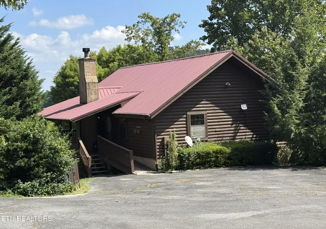 Photo 2 of Single family home for sale at 2409 Walnut Cvs Way, Sevierville, TN 37862 | MLS# 1356004 | Listing updated on 2026-09-18