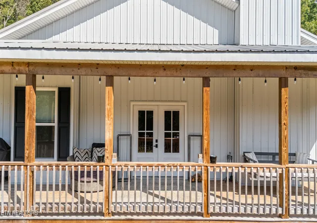 Photo 3 of Single family home for sale at 6222 Thomas Weaver Rd, Knoxville, TN 37938 | MLS# 1356226 | Listing updated on 2026-10-17