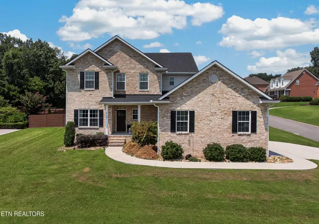 Photo 1 of Single family home for sale at 8182 Leclay Dr, Knoxville, TN 37938 | MLS# 1356045 | Listing updated on 2026-09-28