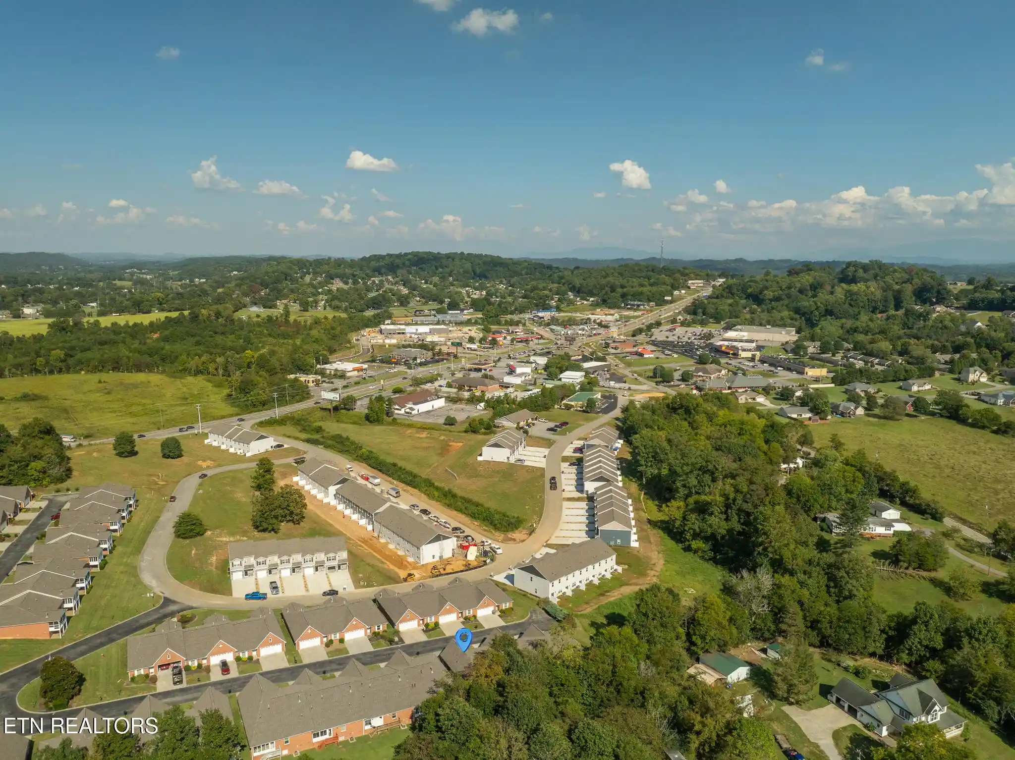 Listing Photo 26 - Condo for sale in 107 Creekwood Wy located at 107 Creekwood Wy, Seymour, TN 37865 - Unit 107 Creekwood Way