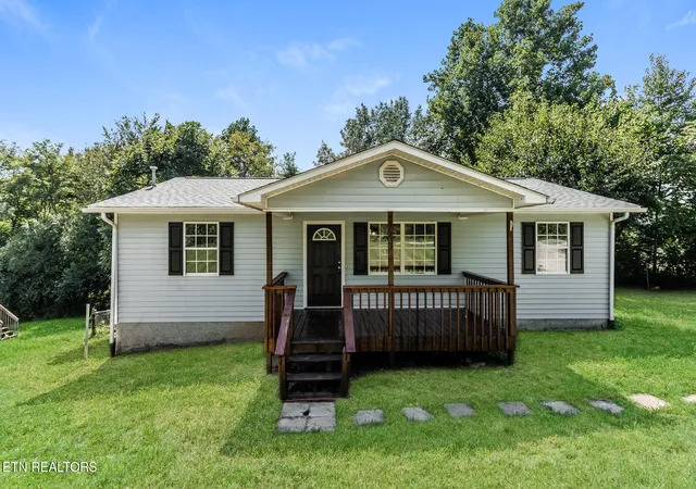 Photo 1 of Sale Pending at 252 Queener Ln, Caryville, TN 37714 | MLS# 1356391 | Listing updated on 2026-09-30