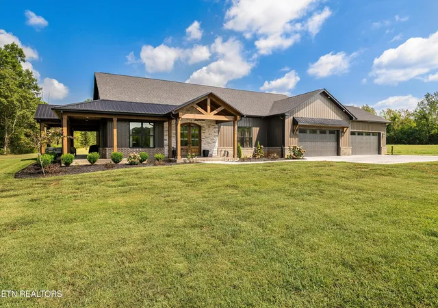Photo 2 of Single family home for sale at 5854 Craigs Chapel Rd, Greenback, TN 37742 | MLS# 1356059 | Listing updated on 2026-09-23