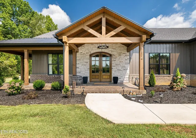 Photo 3 of Single family home for sale at 5854 Craigs Chapel Rd, Greenback, TN 37742 | MLS# 1356059 | Listing updated on 2026-09-23