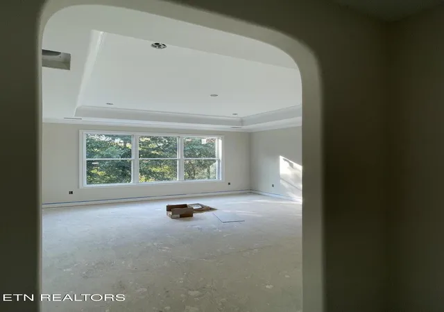 Photo 3 of Sale Pending at 164 Cherry Blossom Ct, Lenoir City, TN 37772 | MLS# 1356118 | Listing updated on 2026-09-19