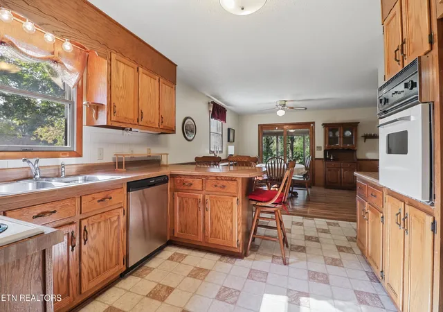 Photo 3 of Single family home for sale at 448 Sable Rd, Spring City, TN 37381 | MLS# 1356080 | Listing updated on 2026-09-25
