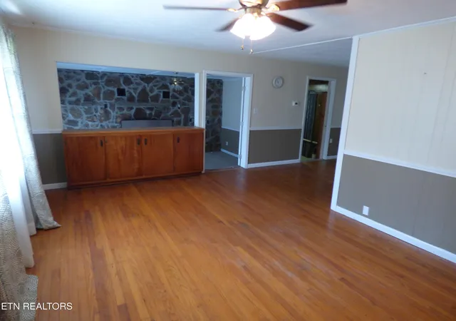 Photo 3 of Single family home for sale at 12 Shadberry Rd, Crossville, TN 38572 | MLS# 1356238 | Listing updated on 2026-09-22