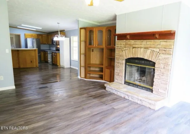 Photo 3 of Single family home for sale at 1410 Old Chisholm Tr, Dandridge, TN 37725 | MLS# 1356071 | Listing updated on 2026-09-18