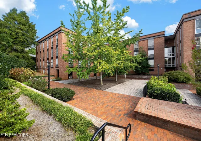 Photo 2 of Condo for sale at 1400 Kenesaw Ave #12N, Knoxville, TN 37919 | MLS# 1356086 | Listing updated on 2026-09-19