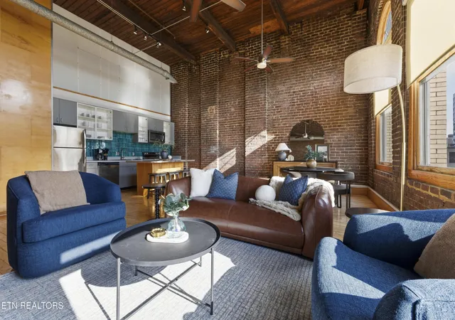 Photo 4 of Condo for sale at 112 S Gay St, Knoxville, TN 37902 | MLS# 1356633 | Listing updated on 2026-09-28