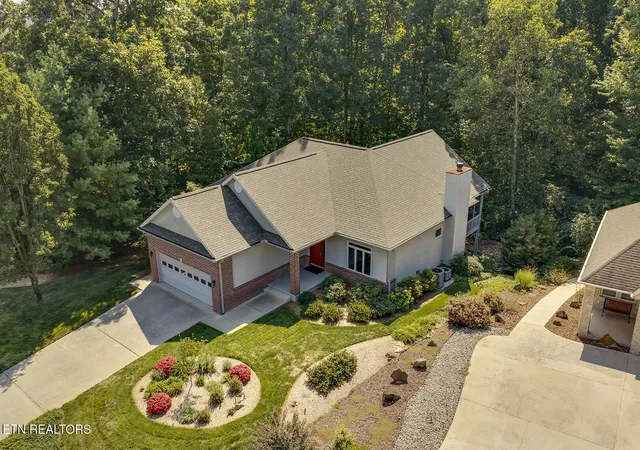 Photo 4 of Single family home for sale at 410 Seminole Pl, Loudon, TN 37774 | MLS# 1356285 | Listing updated on 2026-09-22