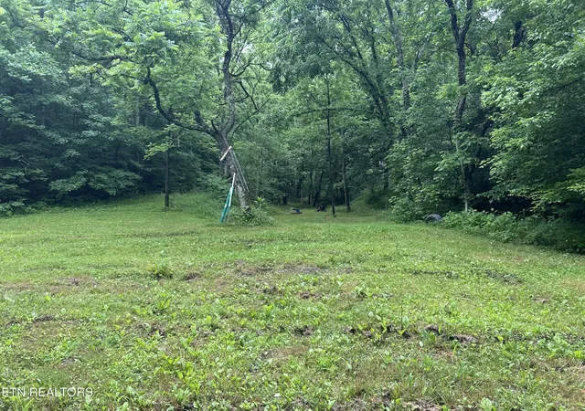 Photo 3 of Single family home for sale at 524 Barger Holw Rd, Parrottsville, TN 37843 | MLS# 1356111 | Listing updated on 2026-10-06