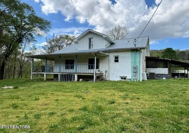 Photo 3 of Single family home for sale at 112 Shiloh Rd, Crawford, TN 38554 | MLS# 1356126 | Listing updated on 2026-09-21