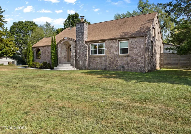 Photo 32 of Single family home for sale at 1301 Tazewell Pike, Corryton, TN 37721 | MLS# 1356177 | Listing updated on 2026-10-06