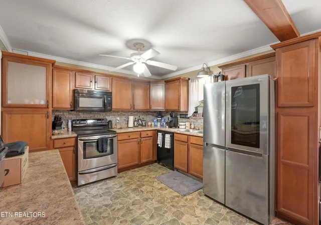 Photo 3 of Single family home for sale at 3500 S Fountaincrest Dr, Knoxville, TN 37918 | MLS# 1356169 | Listing updated on 2026-09-21