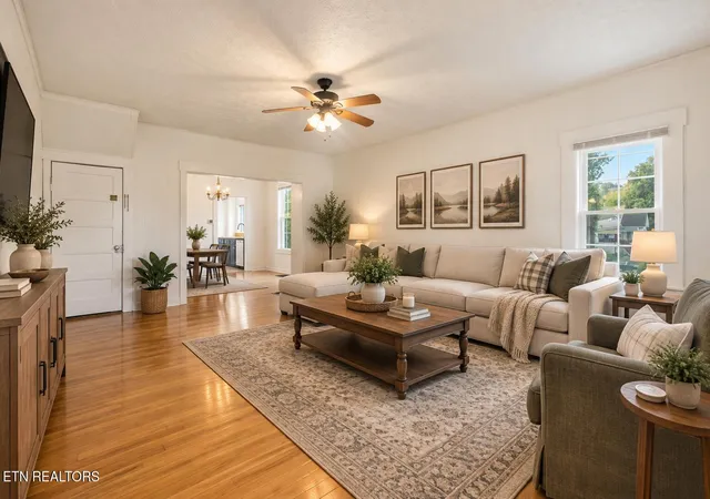 Photo 4 of Single family home for sale at 409 Walden Ave, Harriman, TN 37748 | MLS# 1356201 | Listing updated on 2026-10-07
