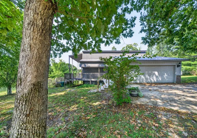 Photo 1 of Single family home for sale at 104 Mena Ln, Crossville, TN 38572 | MLS# 1356236 | Listing updated on 2026-09-21