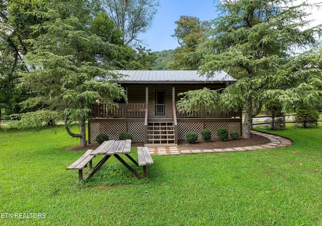 Photo 3 of Single family home for sale at 339 Stables Dr, Townsend, TN 37882 | MLS# 1356195 | Listing updated on 2026-09-21