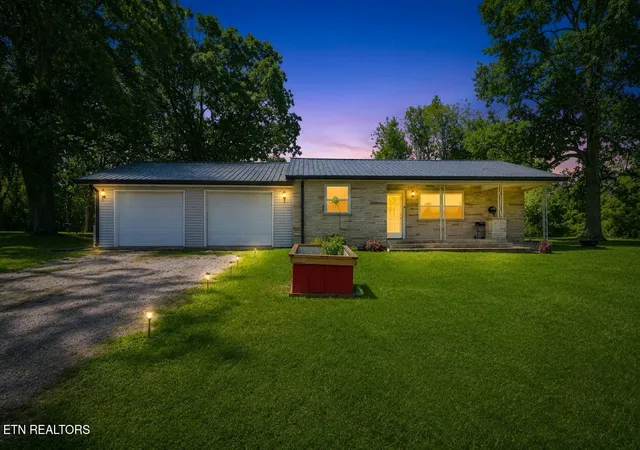 Photo 3 of Single family home for sale at 1210 Frank Campbell Rd, Jamestown, TN 38556 | MLS# 1356199 | Listing updated on 2026-10-07