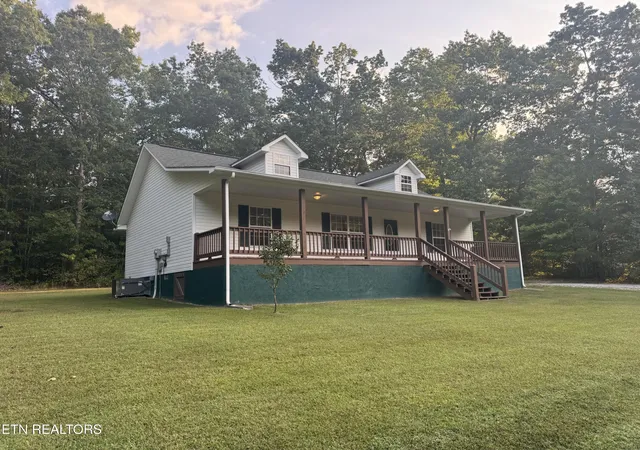 Photo 2 of Single family home for sale at 906 Buffalo Tr, Clarkrange, TN 38553 | MLS# 1356328 | Listing updated on 2026-09-22