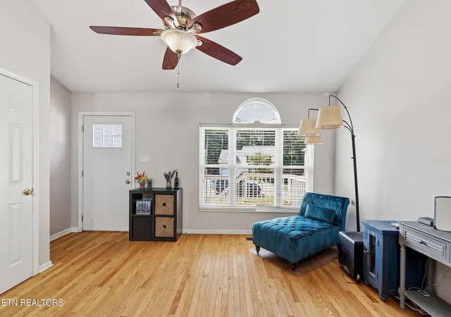 Photo 2 of Single family home for sale at 1304 Woodridge Dr, Knoxville, TN 37919 | MLS# 1356273 | Listing updated on 2026-10-23