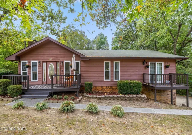 Single family home for sale at 6221 Celtic Dr, Chattanooga, TN 37416 | MLS# 1356492