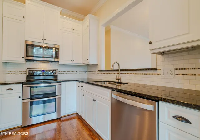Listing Photo 4 - Condo for sale in building located at 712 Maple Pt Dr, Cookeville, TN 38501