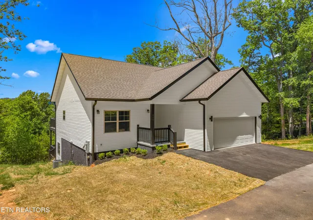Photo 1 of Single family home for sale at 850 Trinity View Cir, Seymour, TN 37865 | MLS# 1356648 | Listing updated on 2026-10-07