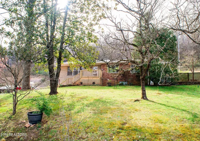 Photo 1 of Single family home for sale at 4220 Spar Dr, Knoxville, TN 37918 | MLS# 1356551 | Listing updated on 2026-10-05