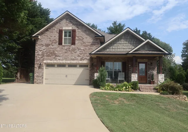 Single family home for sale at 3771 Sheldon Pl, Maryville, TN 37803 | MLS# 1356739