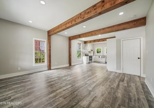 Photo 1 of Single family home for sale at 521 Mountain View Ave, Maryville, TN 37803 | MLS# 1356832 | Listing updated on 2026-09-25