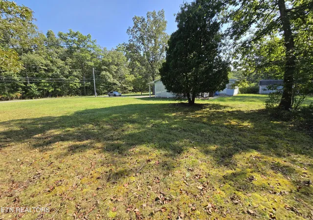 Photo 3 of Single family home for sale at 5118 Pawnee Rd, Crossville, TN 38572 | MLS# 1356276 | Listing updated on 2026-09-21
