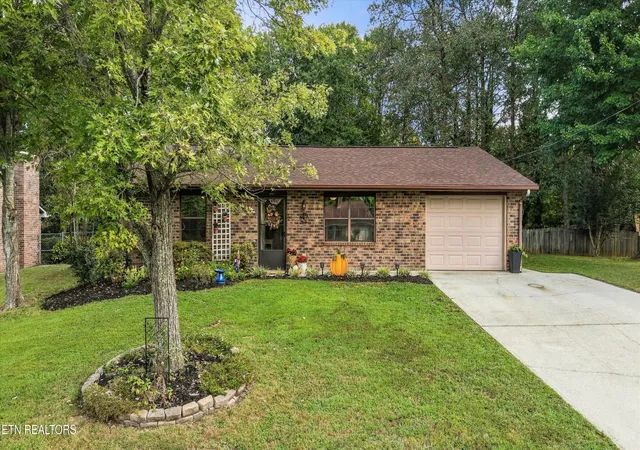 Photo 1 of Sale Pending at 2521 Chukar Rd, Knoxville, TN 37923 | MLS# 1356313 | Listing updated on 2026-09-23